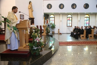 ВЪЗПОМЕНАТЕЛНИ СЛУЖБИ ЗА ОТБЕЛЯЗВАНЕ НА 100-ГОДИШНИНАТА ОТ ГЕНОЦИДА НАД АРМЕНСКИЯ НАРОД В СТОЛИЧНИТЕ ХРАМОВЕ